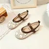 Zuecos de Verano para Niñas 2026 Nuevos Zapatos Infantiles de Suela Suave Antideslizantes Transpirables Sandalias Cerradas de Princesa para Niña Pequeña