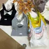 Camisole de Algodão Canelado Costas Nuas Cruzadas com Bojos de Látex Fixos, Caimento Justo, Adequado para Usar em Camadas ou Sozinho