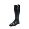 Versión de Piel de Oveja ~ Otoño e Invierno 2025 Nuevas Botas de Jinete Estilo Británico Botas Versátiles para Mujer Suela Gruesa Aspecto Adelgazante Botas Altas