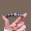 Pinza de Primavera Gris Perla de Alta Gama para Mujer, Pinza para Flequillo Lateral para la Parte Posterior de la Cabeza, Exquisito Pasador Accesorio para el Cabello, Estilo de Lujo Ligero