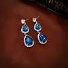 Estilo Palacio Francés Pendientes de Gota de Agua Incrustados de Diamantes Collar Cadena para Clavícula de Lujo Ligero Joyería Versátil de Gama Alta para Mujeres