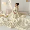 Manta de veludo de coelho de alta qualidade e luxo leve, veludo dupla face, espessa, multifuncional, para ar condicionado, para pausa para o almoço, manta de presente, atacado