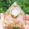 Nuevo Producto Transfronterizo Pirámide de Bola de Cristal Grava de Cristal Resina Epoxi Decoración de Escritorio para el Hogar Artesanía Festiva de Comercio Exterior