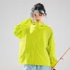 Mismo estilo que cierta ropa de protección solar de seda de hielo de plátano 2026 nuevo verano protección UV para personas bajas ropa holgada para exteriores para hombre