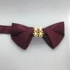 Estilo Chino Personaje Feliz Best Man Corbata de Moño para Hombre Boda Formal Vestido de Novio Boda del Novio Rojo Vino Estilo Británico Coreano Moño
