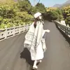 Nuevo Chal Estilo Étnico con Acabado de Alta Gama, Capa Estilo Pintura a Tinta, Atuendo de Viaje para el Oeste de Sichuan, Capa con Borlas de Cachemira Sintética para Mujer
