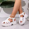 Sandalias romanas de verano transpirables de suela gruesa estilo casual para comercio exterior, nuevas, versátiles, con hebilla para mujer, talla grande, una