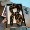 Bufanda de Cinta Elegante de Gama Alta, Bufanda Cuadrada Versátil y Única con Estampado de Leopardo, Pañuelo Decorativo Vintage para Sombrilla y Protección Solar, Bufanda de Seda, Bufanda Cuadrada