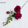 Rosa de 3 cabezas para decoración del hogar, rosa de boda, flor de simulación, paisajismo, flor falsa transfronteriza de comercio exterior.