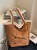Bolsa Feminina de Caxemira Estilo Retro Coreano 2025 Nova Bolsa de Ombro Tote para Outono e Inverno Bolsa Transversal Grande Capacidade para o Dia a Dia