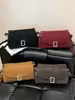 Bolso pequeño cuadrado único y elegante para mujer, nuevo modelo de primavera 2026, bolso de hombro cruzado simple y a la moda para el trabajo y el uso diario