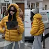 2026 Nueva Chaqueta de Algodón Rellena Ligera Super Atractiva con Capucha para Mujer, Abrigo de Invierno Cálido Corto Tipo Caparazón de Tortuga para Mujer