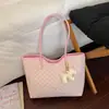 Bolso Grande Casual para Viajes Diarios 2026 Verano Nuevo Bolso de Hombro tipo Tote a la Axila de Moda, Bolso de Hombro Único y Moderno