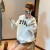 Sudadera Redonda sin Capucha Estilo Retro Americano para Mujer, Otoño/Invierno, con Terciopelo Plus, Engrosada, Holgada, Sentido de Diseño de Nicho, Top Estilo Universitario