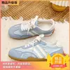 Zapatillas casuales cómodas de suela blanda estilo coreano para mujer, nueva colección principios de otoño 2026, con estilo preppy, diseño ligero, durabilidad y atractivo versátil