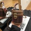 Bolsa Mini de Alto Padrão Estrangeira com Senso Único de Nicho para Mulheres 2024 Nova Moda Outono e Inverno Bolsa de Ombro Transversal Bolsa Balde Explosiva