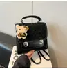 Mochila Transfronteiriça, Estilo College Compacto 2025 Nova Bolsa Mini de Alto Padrão para Mulheres, Bolsa Quadrada Pequena de Ombro Único de Luxo Leve de Nicho