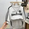 Conjunto de sudadera para niños, nuevo estilo de otoño, conjunto deportivo para niños, conjunto de dos piezas de pantalones de chándal para niñas, ropa para bebés y niños al por mayor