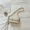 Bolso Pequeño Cuadrado Casual Simple 2026 Verano Nuevo Nicho Elegante Bolso de Hombro Textura de Personalidad Retro Bolso Cruzado de Moda
