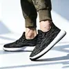 Zapatos de Primavera para Hombre Punta Redonda Zapatos de Malla para Hombre con Cordones Zapatos de Viaje para Hombre Zapatos Planos Casuales para Jóvenes Zapatos Deportivos para Hombre Venta al por Mayor
