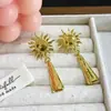 Pendientes de Borla Cepillada para el Sol Dulces y Frescos para Mujer Diseño de Nicho Lujo Accesible Pendientes de Estilo Elegante Fresco de Gama Alta Tendencia
