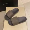 Chinelos Novos Estilo Verão 2026, Tendência Feminina Casal Uso Externo Plano Antiderrapante Fashion Sandálias de Praia, Sandálias Casuais de Viagem