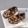 Otoño/Invierno 2026 Nuevo Estilo Coreano Zapatos de Invierno para Bebé Niña con Forro de Felpa Engrosado Zapatos de Piel para Niña Suela Suave Superficie Suave Antideslizantes Zapatos de Princesa