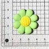 Accesorios Brillantes de Resina de Girasol DIY Charms para Zapatos Ropa Botella de Agua Pasador Gomita para el Cabello Pegatinas Decorativas