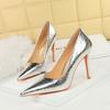 3391-7 Estilo Europeo y Americano Retro Banquete Tacones Altos, Tacones de Aguja, Boca Baja, Puntera, Tacones Súper Altos Metálicos, Zapatos Planos para Mujer