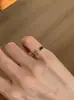Anillo Cuadrado Rojo Iris Vintage Popular de Xiaohongshu para Mujer, Moderno, Exquisito, Sencillo y Elegante, Venta al por Mayor de Una Pieza