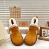 Botas de Nieve Cálidas de Peluche Lindas para Mujer 2026 Invierno Nuevas Suela Gruesa Birkenstock Zapatos de Algodón Estilo Coreano Estudiante Botas Cálidas de Algodón