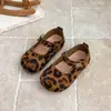Zapatos de Cuero con Estampado de Leopardo para Niñas Pequeñas 2026 Nuevo Estilo Primavera/Otoño Suela Suave Antideslizantes Zapatos Mary Jane Zapatos de Princesa Retro Franceses para Niños