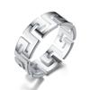 Anillo de acero de titanio de 8 mm con diseño de nicho de anillo hueco con patrón de Gran Muralla, joyería de acero inoxidable personalizada al por mayor.
