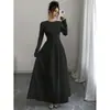 Vestido feminino europeu e americano moderno e elegante, preto, gola redonda, manga longa, estilo francês