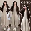 Nuevo Vestido de Maternidad 2026 para Otoño e Invierno, Abrigo Suéter Suave Estilo Coreano, Vestido Largo de Punto con Cuello en V Conjunto de Dos Piezas, Efecto Adelgazante