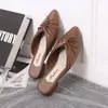 Meias pantufas de moda femininas novas para exterior de verão Sandálias de comércio exterior e-commerce transfronteiriço entrega em peça única sapatos femininos de plástico moda