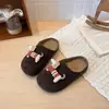 Sandalias Birkenstock cerradas tipo slip-on de estilo coreano casual para niñas para uso en exteriores, nuevos zapatos slip-on versátiles para niños primavera y otoño 2026