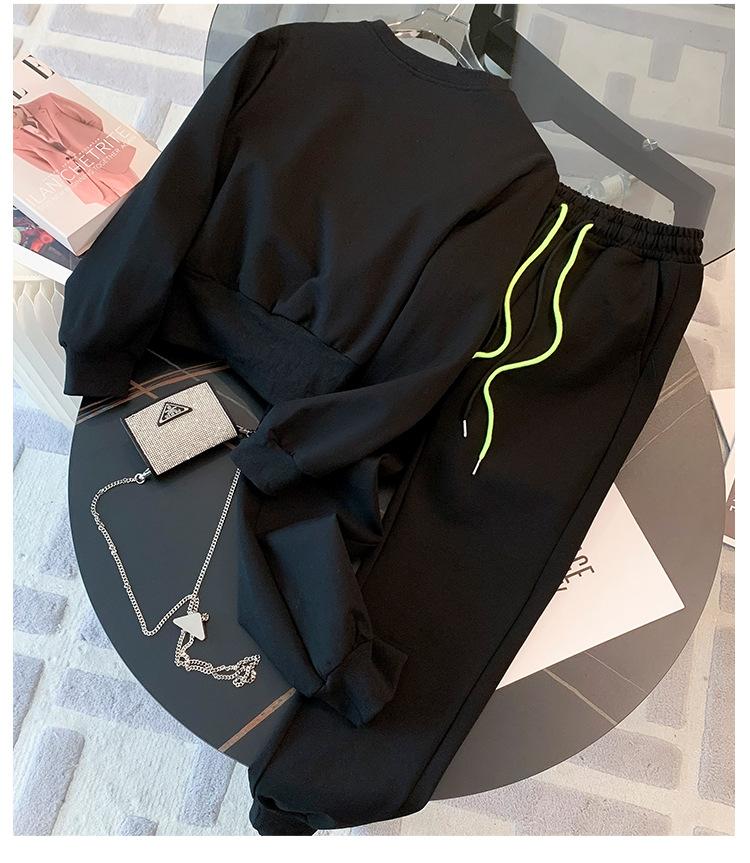 跨境淘货源分销2023秋冬季新款街头潮流减龄小个子爆款欧货网红款运动套装休闲运动气质休闲时尚流行新款秋装秋装女装时尚套装套装女装秋季套装女套装女女士运动服女装两件套套装卫衣套装休闲套装秋季套装女装时尚套装盐系休闲套装女装2023百搭设计感小众洋气欧货阿里国际站跨境采购Cross-border, shopping source, foreign trade, export, distribution 2023 fall, winter, new, street trend, explosive, European goods, network red, sportswear, leisure sports, temperament leisure, fashion popular, new autumn wear, autumn women's wear, fashion suit, women's wear, women's wear, women's wear, women's sportswear, women's two-piece, hoodie suit, casual suit, autumn suit, women's wear, Fashion suit salt department, casual suit women's dress, Ali International Station, cross-border procurement