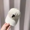 Boné de Baseball Simples Estilo Coreano para Crianças Tendência Meninos e Meninas 2-8 Anos Boné Estiloso com Letras Bico de Pato Tendência Aba Larga