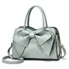 Nova Bolsa de Ombro de Fabricante de Comércio Exterior, Moderna, Fashion e Versátil, Bolsa de Ombro Transversal Grande Capacidade para Mulheres, Ideal para Presentear