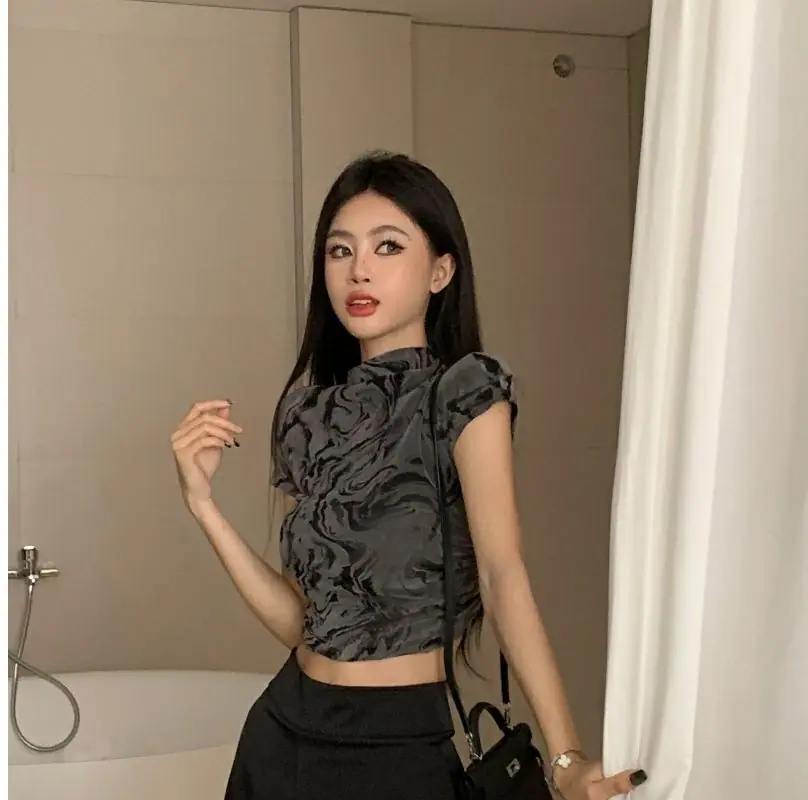 复制_欧美修身性感短款露脐短袖T恤女夏美式辣妹.jpg