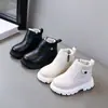 Botas acolchadas estilo Martin para niños, nuevos estilos de invierno para niños y niñas, botas cortas cálidas, diseño de patchwork tejido, botas de algodón para bebé, extra acolchadas