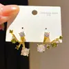 Brincos de Prata Banhados a Ouro Real 14k com Pino de Prata Zircônia Irregular Estilo Mori Nicho Brincos com Toque de Luxo Joia de Orelha Exquisita Versátil