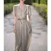 Vestido Chemise 2026 Verão Novo Estilo Gola V Elegante High-End Francês Leve Luxo Retrô Estilo Japonês Vestido para Mulheres