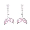 Pendientes de Cola de Pez de Perla y Circonita Estilo Océano Súper de Hada y Dulces, Pendientes de Diseño Moderno y Lujoso, Exquisitos y Versátiles Accesorios para Orejas
