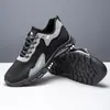 Sapatos Masculinos Novos Tênis Esportivos Estilo Coreano Modernos Versáteis Sapatos Casuais Masculinos Confortáveis Respiráveis Sapatos de Caminhada Sapatos de Trabalho