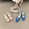 Sapatos femininos de salto embutido estilo francês 2026 novo estilo com saias sapatos femininos Mary Jane estilo balé sapatos de noite delicados