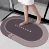 Alfombrilla de Piso Simple de Tierra de Diatomeas de Trébol de Cuatro Hojas, Alfombrilla de Pie para Baño Absorbente de Agua de Secado Rápido, Felpudo Resistente a la Suciedad para Entrada, Disponible para Venta al por Mayor