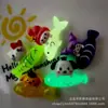 Dibujos Animados Luminosos Titi Pez Pequeño Accesorios de Resina Pegamento de Crema DIY Funda para Teléfono Móvil Pasador Tocados Zapatos de Agujero Colgante Colgante