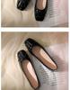 Bow Flat Single-layer Shoes Primavera 2024 Novo estilo francês Chanel-style Nude Patente Couro de sola macia Four Seasons Late Shoes